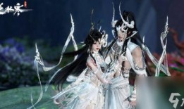 逆水寒手游最新时装爆料白发,白发生，翩翩侠影，风华绝代！