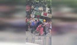 吃瓜爆料打架视频大全,打架视频大全引发社会热议
