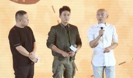 汇叔扒娱乐吃瓜,揭秘娱乐圈那些不为人知的吃瓜瞬间