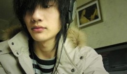 娱乐圈爆料许嵩是谁,许嵩身份成谜，爆料引发热议